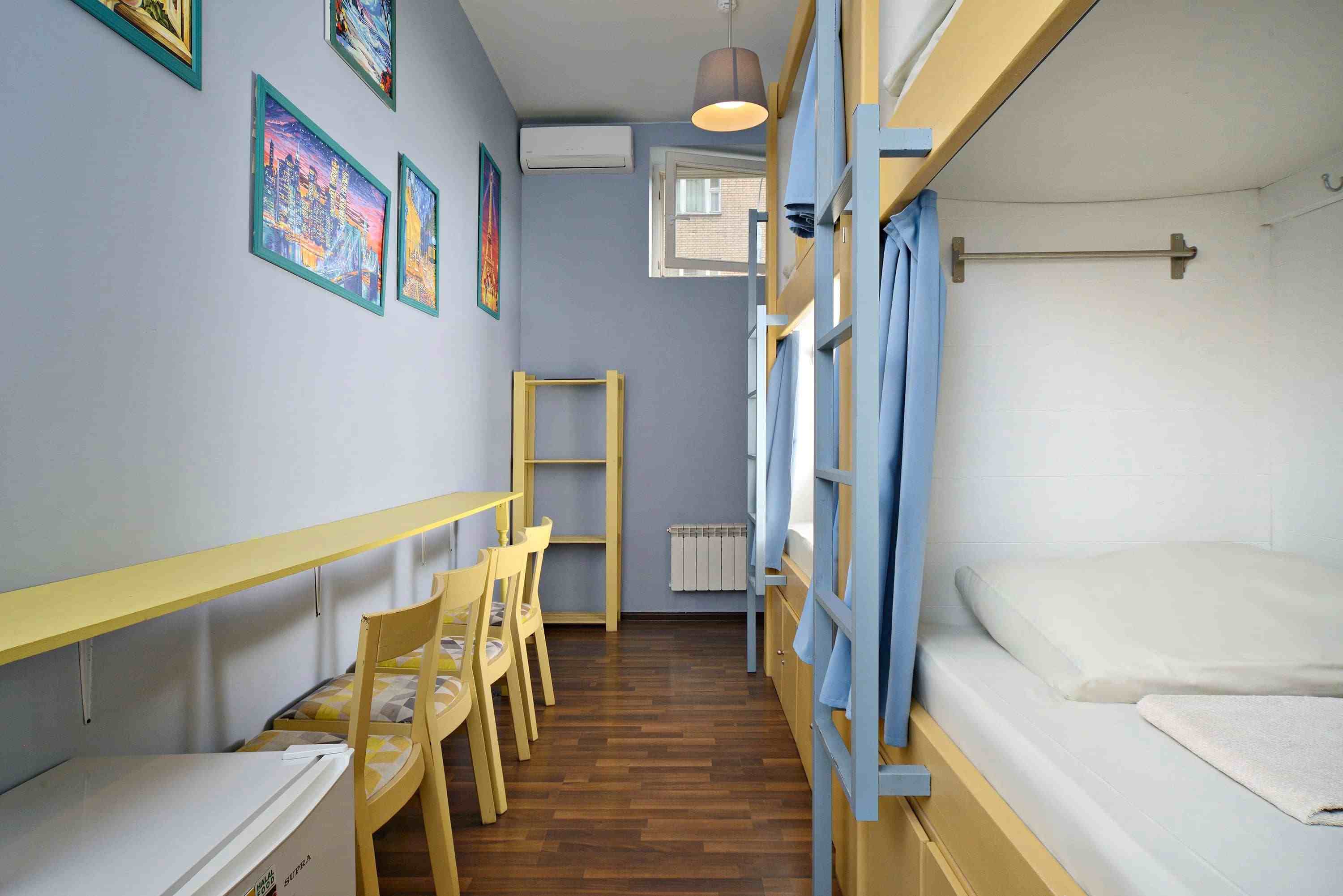 Room 4-BED STANDARD
